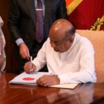 நிகழ்நிலைக் காப்புச் சட்டமூலத்தை சான்றுரைப்படுத்தினார் சபாநாயகர்