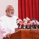 அரசியலில் இருந்து ஓய்வுபெறும் கால எல்லையை அறிவித்தார் டக்ளஸ்