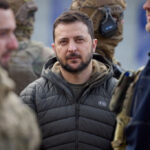 உக்ரைன் ஜனாதிபதியை கொலை செய்ய சதி: உயர் அதிகாரிகள் கைது!