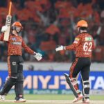 ஐ.பி.எல். வரலாற்றில் இரு சாதனைகளை படைத்துள்ள ஐதராபாத் அணி