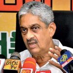 போர் குறித்து புத்தகம் எழுதுகிறார் பொன்சேகா