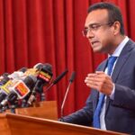 தோட்ட தொழிலாளர்களை கவனிக்க முடியாவிட்டால் கம்பனிகள் வெளியேறலாம்
