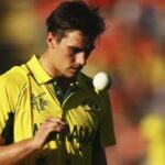 கம்மின்ஸ் ஹாட்ரிக் விக்கெட் வீழ்த்தி அசத்தல்