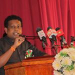 அறிவில்லாத கத்துகுட்டிகளே டீல் அரசியல் குறித்து கொக்கரிப்பு