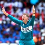 நியூசிலாந்து பந்துவீச்சாளரின் வரலாற்று சாதனை