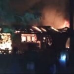 பற்றி எரிந்தது லயன் குடியிருப்பு: தம்பதியினர் பலி!