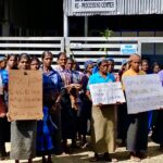 ரூ. 1700 வேண்டும்! தெற்கு மடக்கும்புர தோட்டத்தில் போராட்டம்!