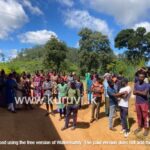 நானுஓயா டெஸ்போட்டில் அதிபரை இடமாற்றம் செய்யுமாறு வலியுறுத்தி போராட்டம்