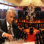 மொட்டு கட்சிக்குள் ரணில் அலை: மேலும் ஒரு மாவட்டத்தை இழந்தது ராஜபக்ச அணி!