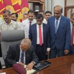 கிழக்கின் புதிய ஆளுநர் கடமையேற்பு!