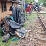 ரயிலுடன் மோதி ஆட்டோ விபத்து: இருவர் பலி