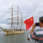 இலங்கை வருகிறது சீன இராணுவ கப்பல்!