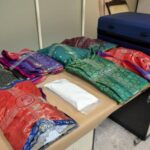 பட்டு சேலைக்குள் ஐஸ் போதைப்பொருள் கடத்தியவர் கைது!