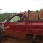 மரக்கடத்தலில் ஈடுபட்டவர்கள் மீது ஓமந்தைப் பொலிஸ் துப்பாக்கிச்சூடு!