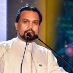 ஆடத்தெரியாதவனுக்கு மேடை கோணலாம்!