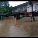 பதுளையில் கடும் மழை: வெள்ளத்தால் மக்கள் பாதிப்பு