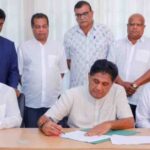 நம்பிக்கையில்லாப் பிரேரணையில் கையொப்பமிட்டார் சஜித்!