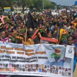 வலிந்து காணாமல் ஆக்கப்பட்டோரின் உறவுகள் தீச்சட்டி ஏந்தி கிளிநொச்சியில் மாபெரும் போராட்டம்