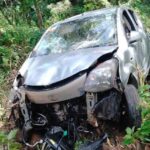 பதுளையில் கார் விபத்து: மூவர் படுகாயம்!