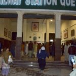 பாகிஸ்தான் ரயில் கடத்தல்: 16 தீவிரவாதிகள் சுட்டுக் கொலை; 104 பிணைக் கைதிகள் மீட்பு