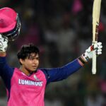 டி20 சாதனைகளை மாற்றி எழுதிய 14 வயது சிறுவன்