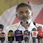 அரசாங்கத்துக்கு முடியாவிட்டால் ஆட்சியை நாமலிடம் ஒப்படைக்கவும்!