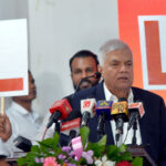 குட்டி சபைகளில் ஆட்சியைக் கைப்பற்ற எதிரணிகளுக்கு ரணில் அழைப்பு