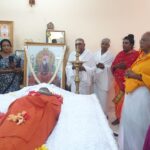 மறைந்த நல்லை ஆதீன முதல்வரின் புகழுடலுக்குப் பலரும் இன்று அஞ்சலி