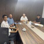 ரஷ்யா பறக்க முன் மனோ, திகாவுடன் ரணில் மந்திராலோசனை!