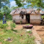 வவுனியாவில் இரத்தக்கறைகளுடன் இளம் குடும்பஸ்தரின் சடலம் மீட்பு!