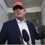 12 நாடுகளுக்கான வரி ஆவணத்தில் ட்ரம்ப் கைச்சாத்து!