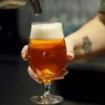 மனைவி பிரிந்த சோகத்தில் ஒரு மாதம் பீர் மட்டும் குடித்த கணவர் உயிரிழப்பு!