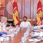 ஜனாதிபதி தலைமையில் நடைபெற்ற ஆடைத் துறையினருடனான வரவு செலவுத் திட்ட பூர்வாங்கக் கலந்துரையாடல்