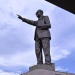 அம்பேத்கருக்கு 75 அடி உயர சிலை!