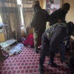 காஷ்மீரின் குல்காம் பகுதியில் 200 இடங்களில் சோதனை