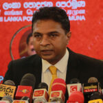 மக்கள் யார் பக்கம்? மாகாணசபைத் தேர்தலை நடத்துமாறு வலியுறுத்து!