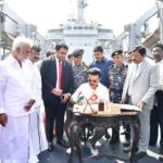 இலங்கை மக்களுக்கு நிவாரணப் பொருட்களை அனுப்பியது தமிழகம்!