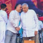 ஐதேக தலைவர் பதவியில் இருந்து ரணில் விலகவேண்டியதில்லை!