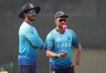 இலங்கையை வீழ்த்தி அரையிறுதிக்குள் நுழையுமா பாகிஸ்தான்?