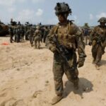 மத்திய கிழக்கில் 10,000 படையினரை களமிறக்கும் ட்ரம்ப்?