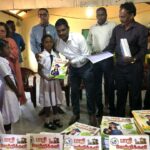 புலமைப் பரிசில் மாணவர்களுக்கு “பாரி வெற்றிக்கனி” நூல்கள் வழங்கல்