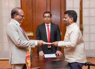 வலுசக்தி அமைச்சராக அநுர கருணாதிலக்க பதவியேற்பு