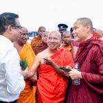 அமைதிக்கான நடை பயணம்…..!