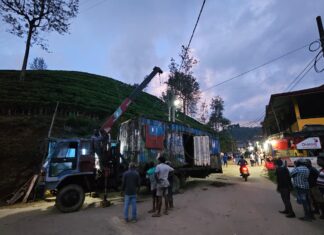 மெராயாவில் அகற்றப்பட்டது கண்டய்னர் பெட்டி!