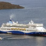 வழமைக்கு திரும்புகிறது ஹார்முஸ் நீரிணை: பாதுகாப்பாக கடந்து சென்றது முதல் சுற்றுலாக் கப்பல்!