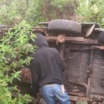 நாவலப்பிட்டிய பகுதியில் வேன் விபத்து: 13 மாணவர்கள் காயம்!