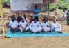 பணிநீக்கத்திற்கு எதிராக புசல்லாவை ரொச்சைல்ட் தோட்டத்தில் தொழிலாளர்கள் உண்ணாவிரதப் போராட்டம்!
