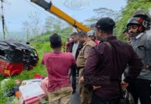 வட்டவளையில் ஆட்டோ விபத்து: சாரதி காயம்!