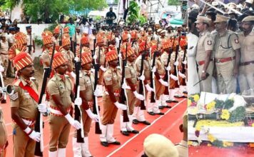 72 குண்டுகள் முழங்க அரசு மரியாதையுடன் பாரதிராஜாவின் உடல் நல்லடக்கம்!