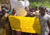 பாடசாலையை மூடாதே! ஆசிரியர் பற்றாக்குறையை நிவர்த்தி செய்!!